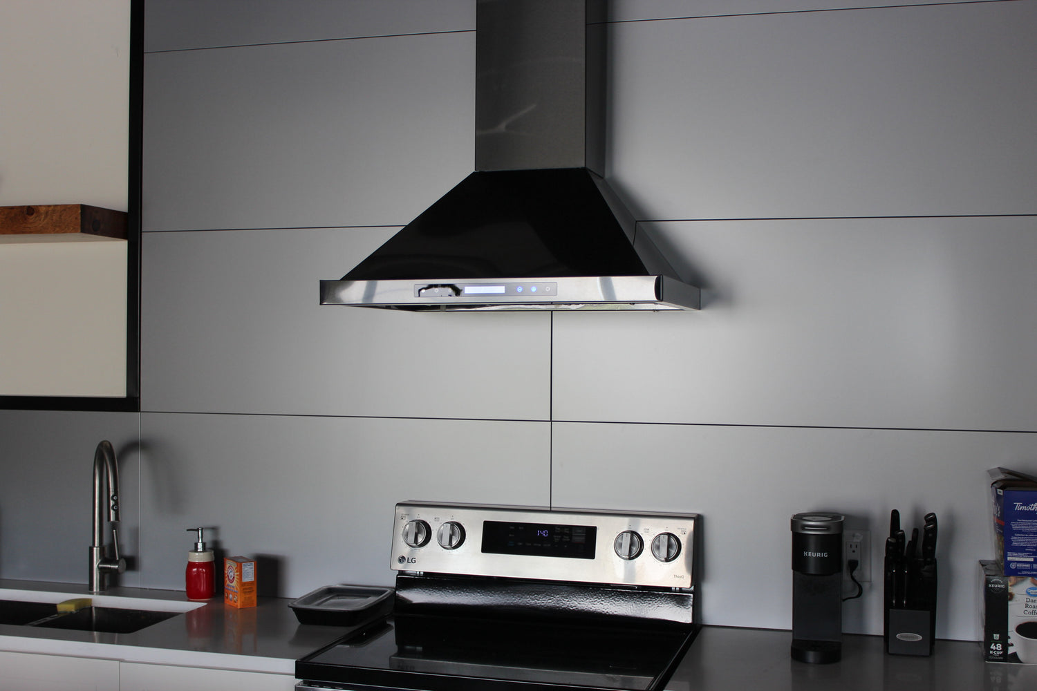 Turin Pinosa Wall Mounted Range Hood