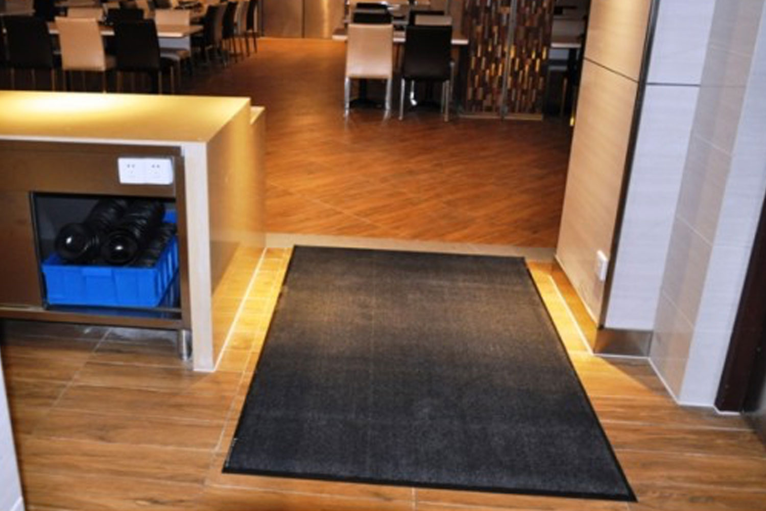 Power Mat Indoor Entrance Mat - Synthetic Absorption Yarn with PVC Backing